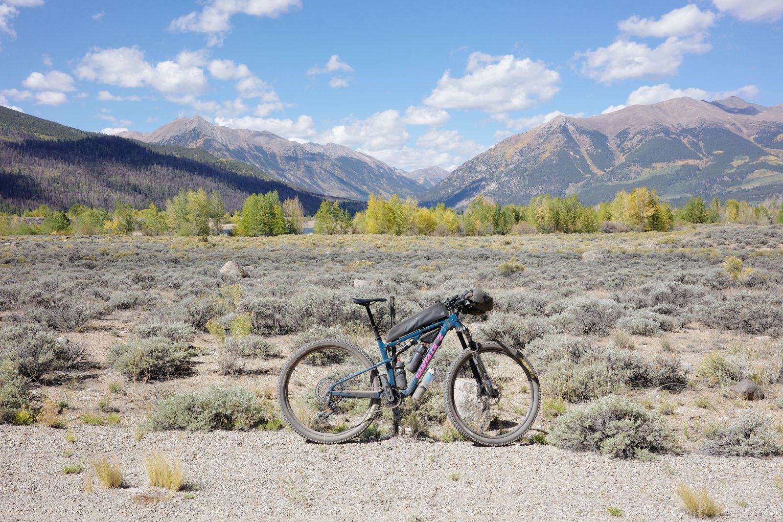 Twin Lakes, with the Sawatch behind.